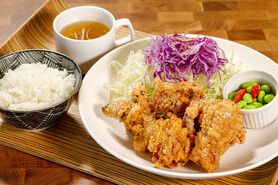 鶏むねからあげ定食