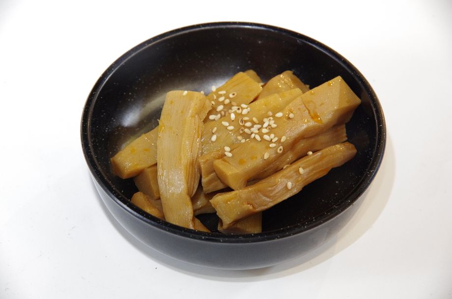 おつまみ厚切りメンマ（290円（税込））