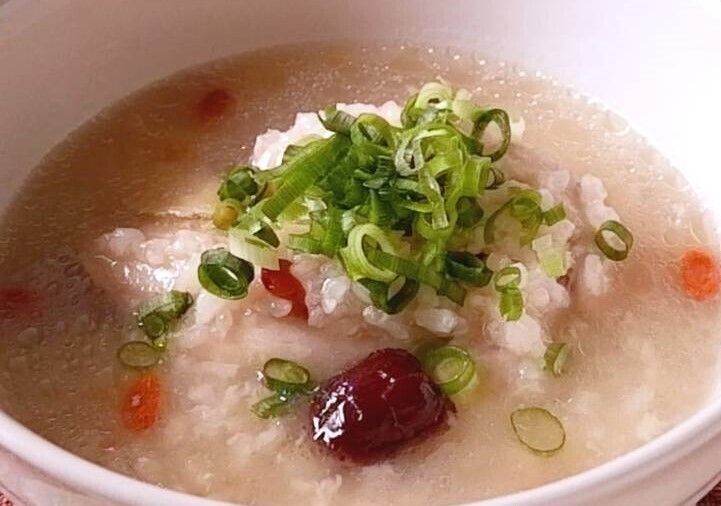 参鶏湯風湯Soup (高麗人参・骨付き太もも肉入り）（1,900円）