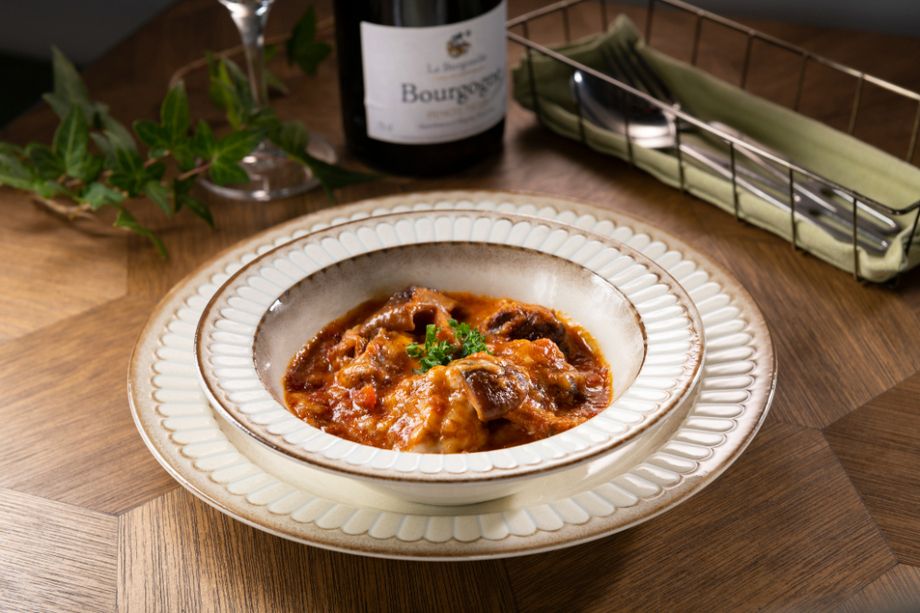 本日の煮込み料理（日によって異なります）