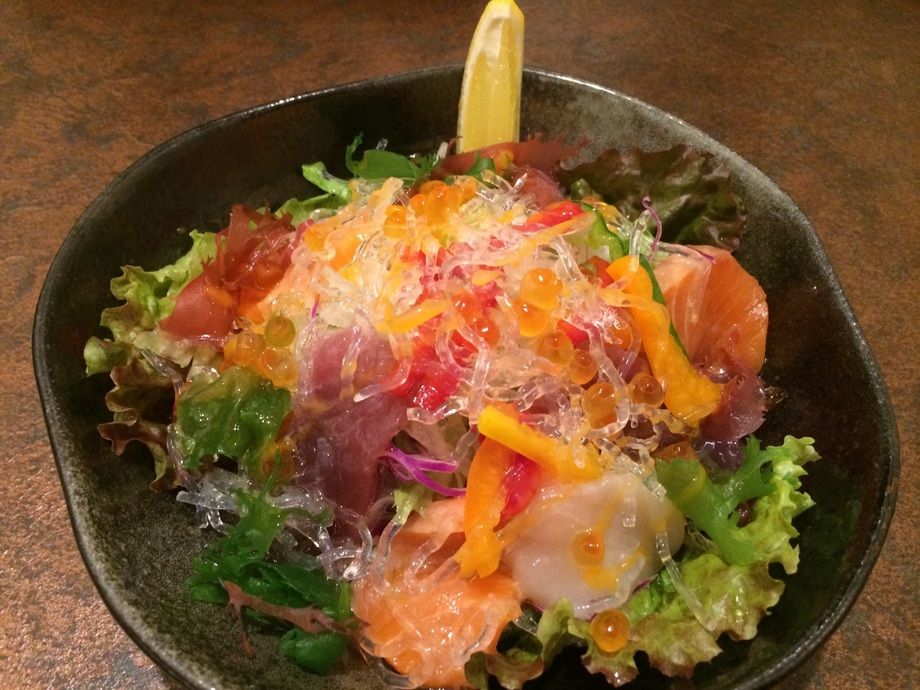 海鮮サラダ 〈入荷の都合で変更有り〉 （800円）