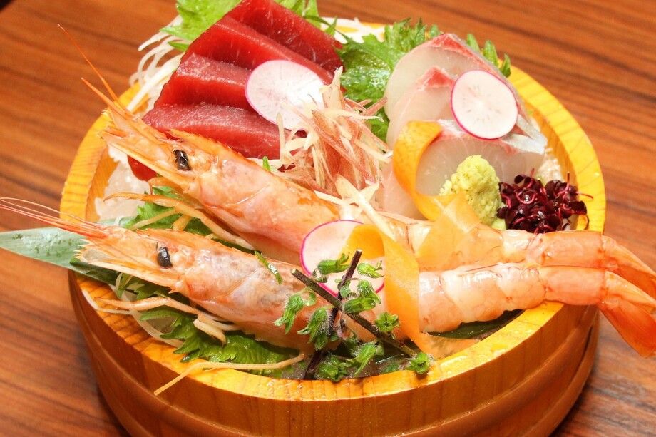 本日の鮮魚三種盛り合わせ