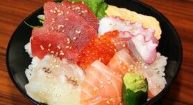 海鮮丼　　生青のりの味噌付き