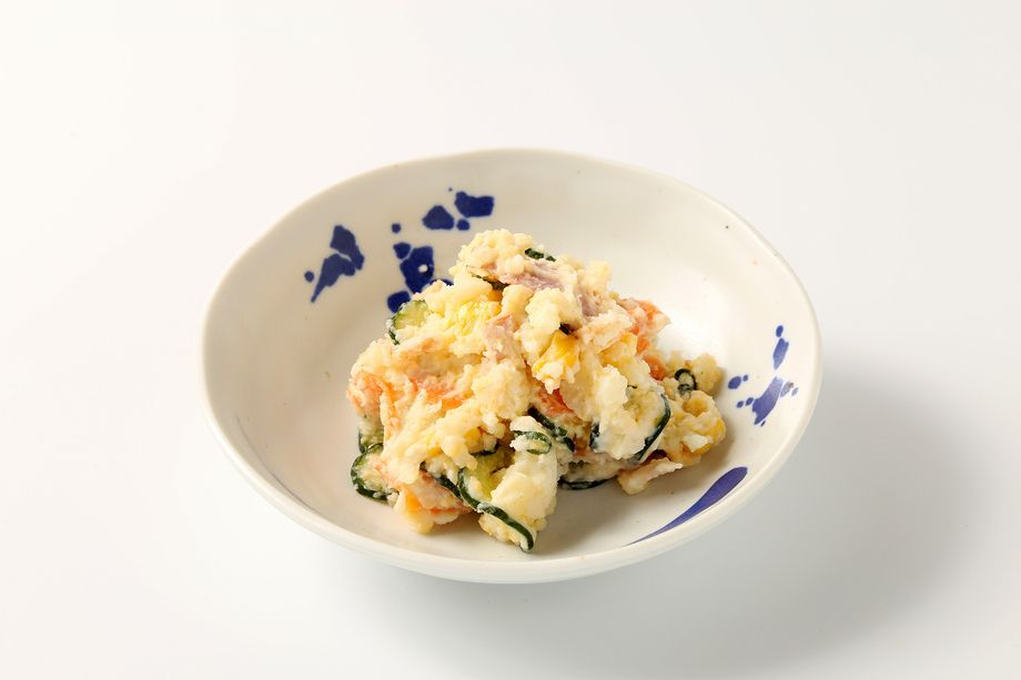 ベーコンのポテトサラダ（100g260円（税込））