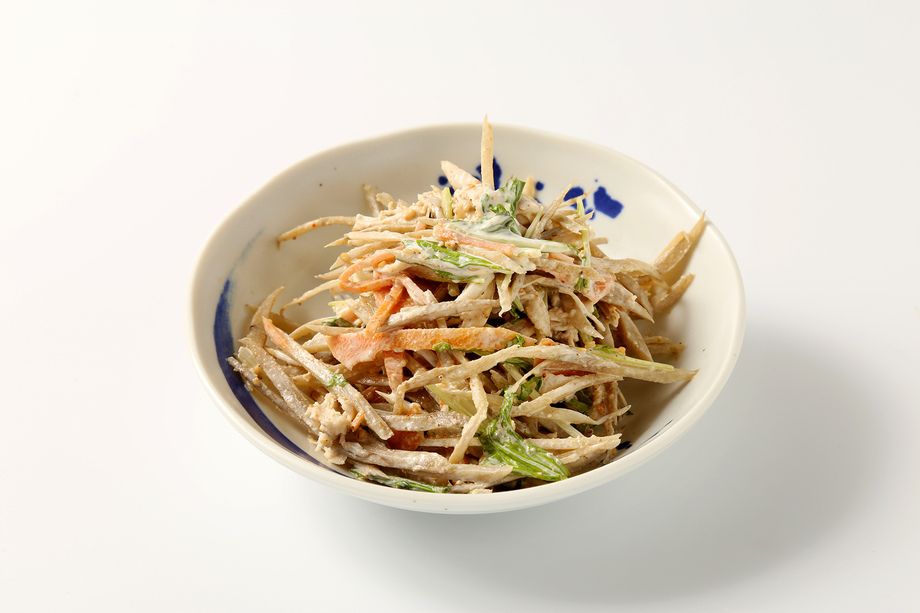 ささみとゴボウのサラダ（100g260円（税込））