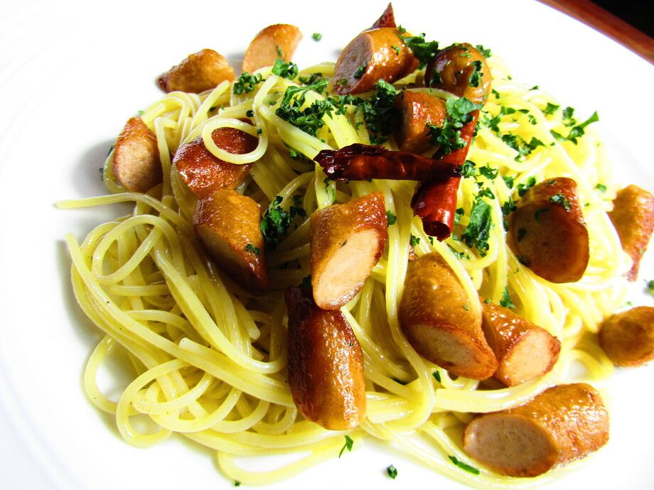 プラントベースソーセージのペペロンチーノ