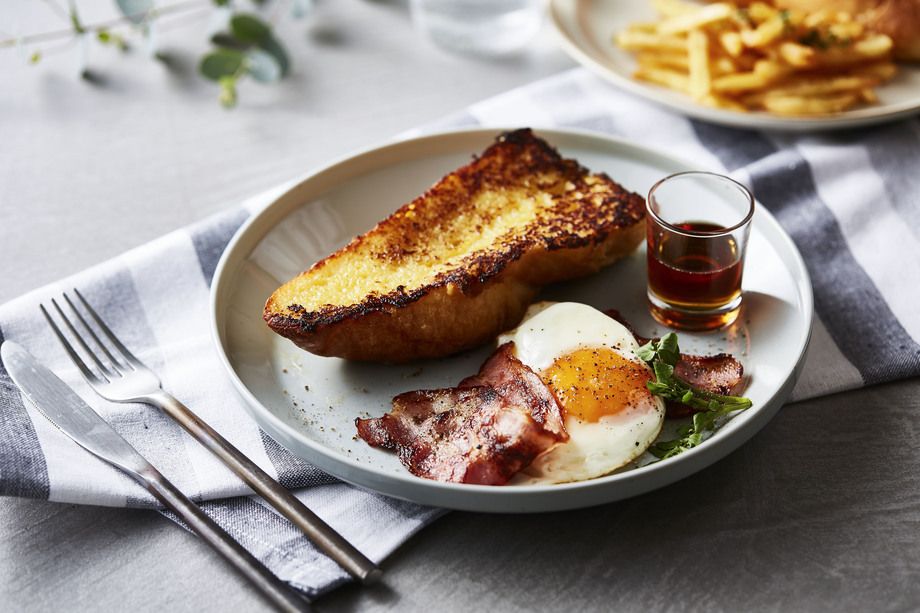 ベーコンエッグフレンチトースト/FrenchToast Bacon&Egg with Maple
