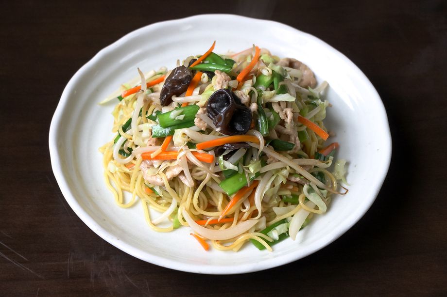 焼きそば（塩口・ソース）（748円（税込））