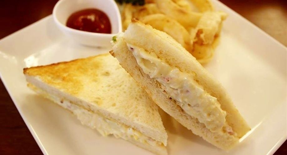 ポテサラサンド（サラダ・コーヒーOr紅茶）