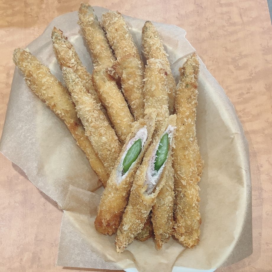 豚巻きアスパラフライ（190円(税込)）