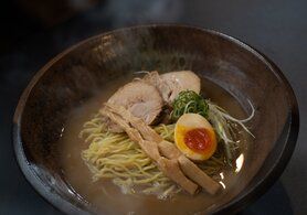 鶏白湯 魚塩らーめん