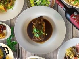 牛すね肉 の 赤ワイン煮込み