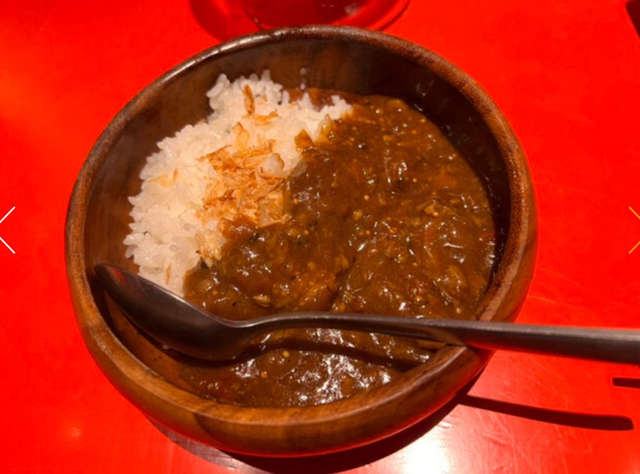 スパイス牛すじカレー