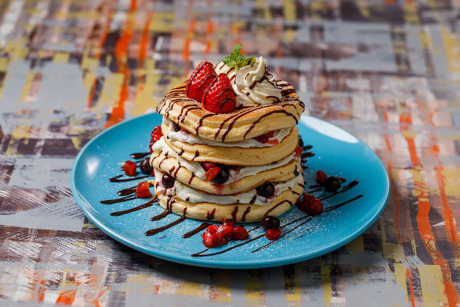 イチゴとミックスベリーのパンケーキ（1190）