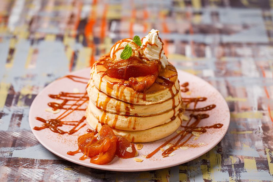 焼きりんごと自家製キャラメルのパンケーキ（1199）