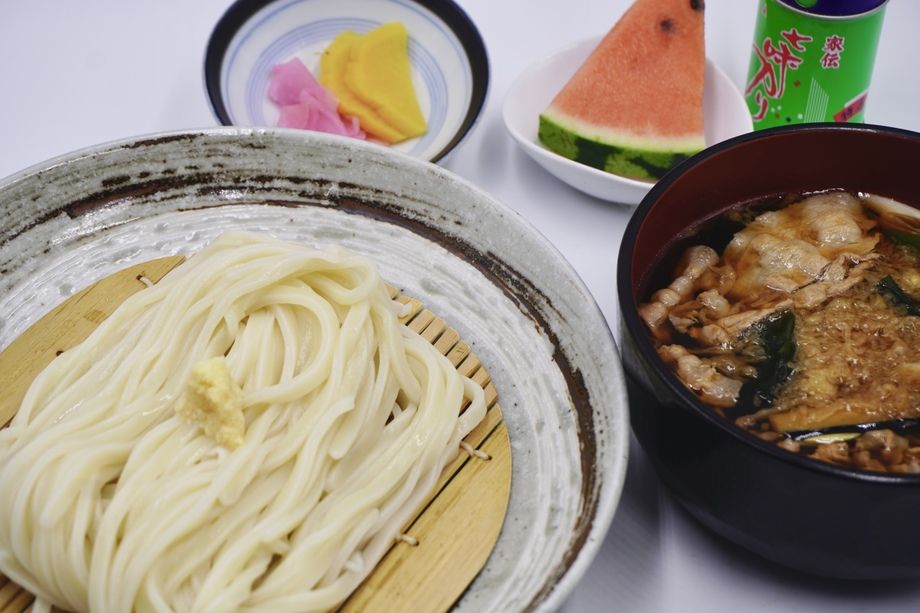 冷やしつけ汁うどん、そば膳 ミニ丼付き（1500（税抜き））