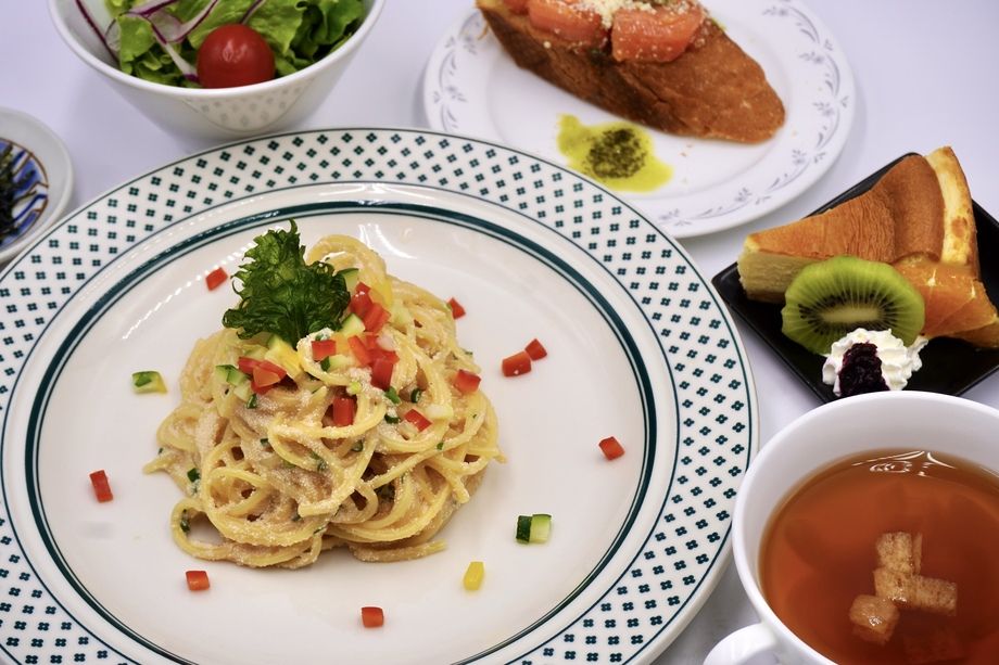 土日限定タラコクリームスパゲティのイタリアンランチ～自家製チーズケーキ～（1600（税抜き））