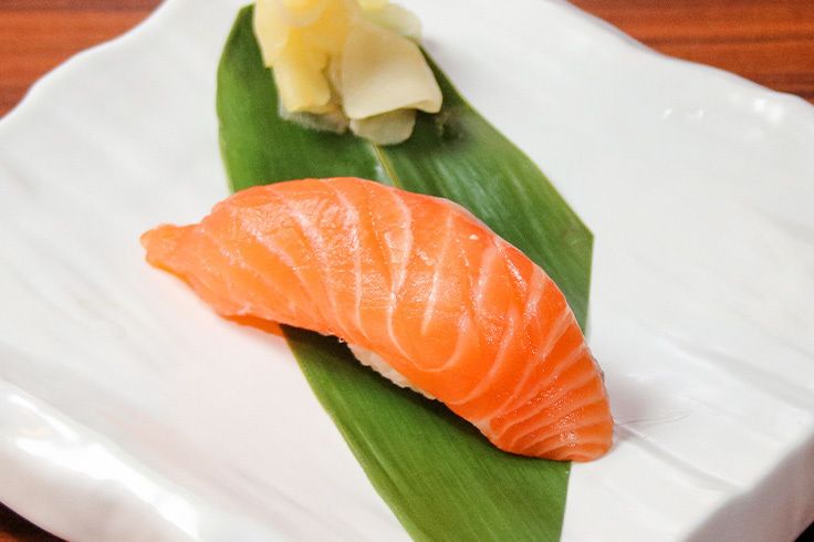 サーモン握り1貫