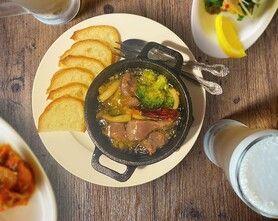 砂肝＆きのこのアヒージョ