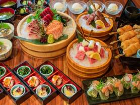 まぐろ商店自慢の海鮮コース　3000円　　お造りから海鮮串まで海の幸満点！！　　　※飲み放題は別途