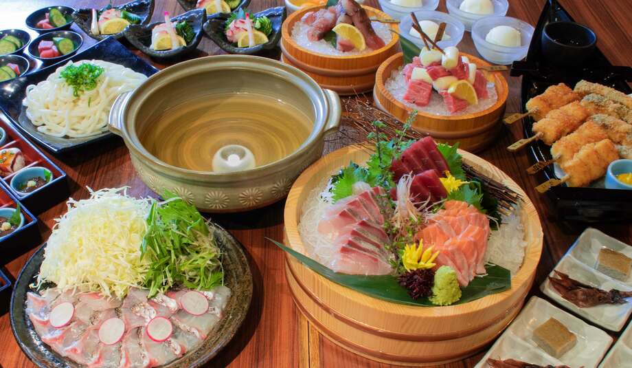 まぐろ商店選りすぐりお鍋コース　4000円　さっぱり真鯛と春キャベツのしゃぶしゃぶをご堪能下さい。　　※飲み放題は別途　