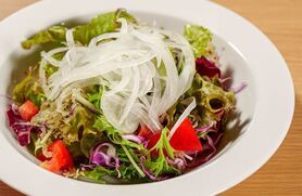 揚げシラスのサラダ