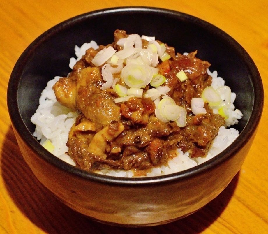 白もつ煮込み飯