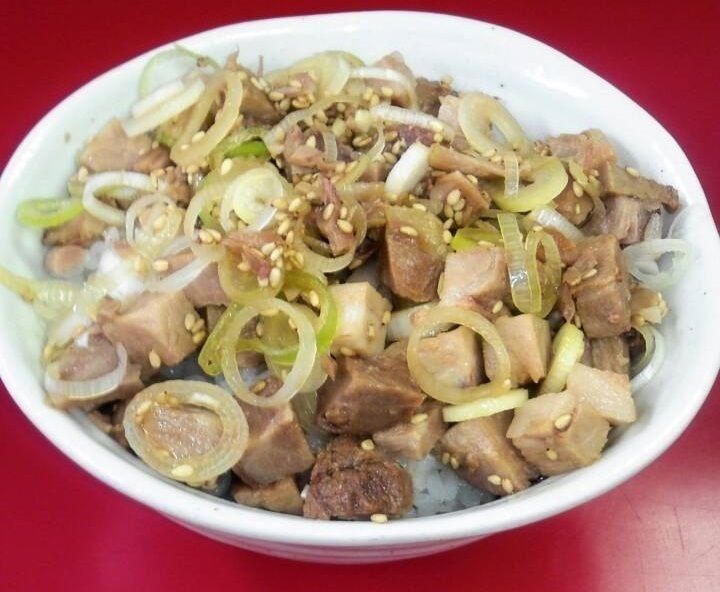 チャーシュー丼