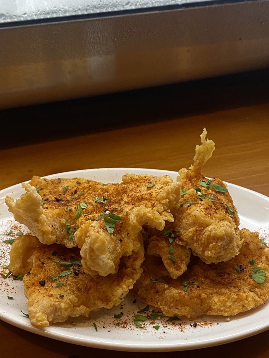 スモーキーフライドチキン（900）