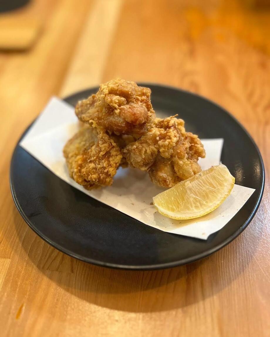 鶏の唐揚げ（858円（税込））