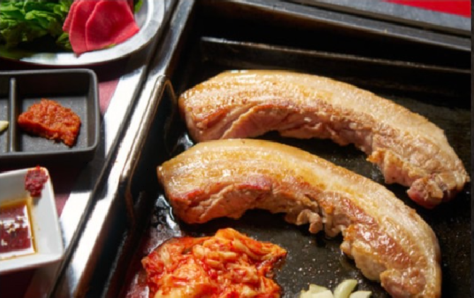 極厚〉サムギョプサルセット（2人前〜）（1人前/¥ 2,948(税込)）