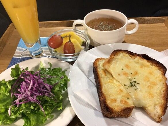 お得なスペシャルモーニング　ゴーダチーズC