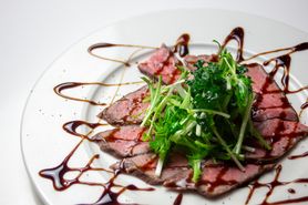 和牛のタリアータ