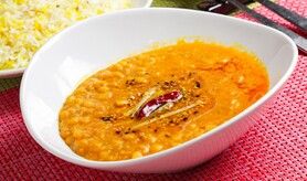 三種の豆カレー(DAL)