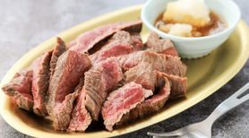 ヤエパブ名物ビフテキ