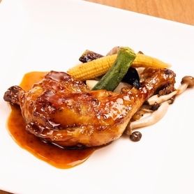 【平日限定】チキンの照り焼き＜サラダバー＆カレー付き＞