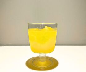 100％オレンジジュース