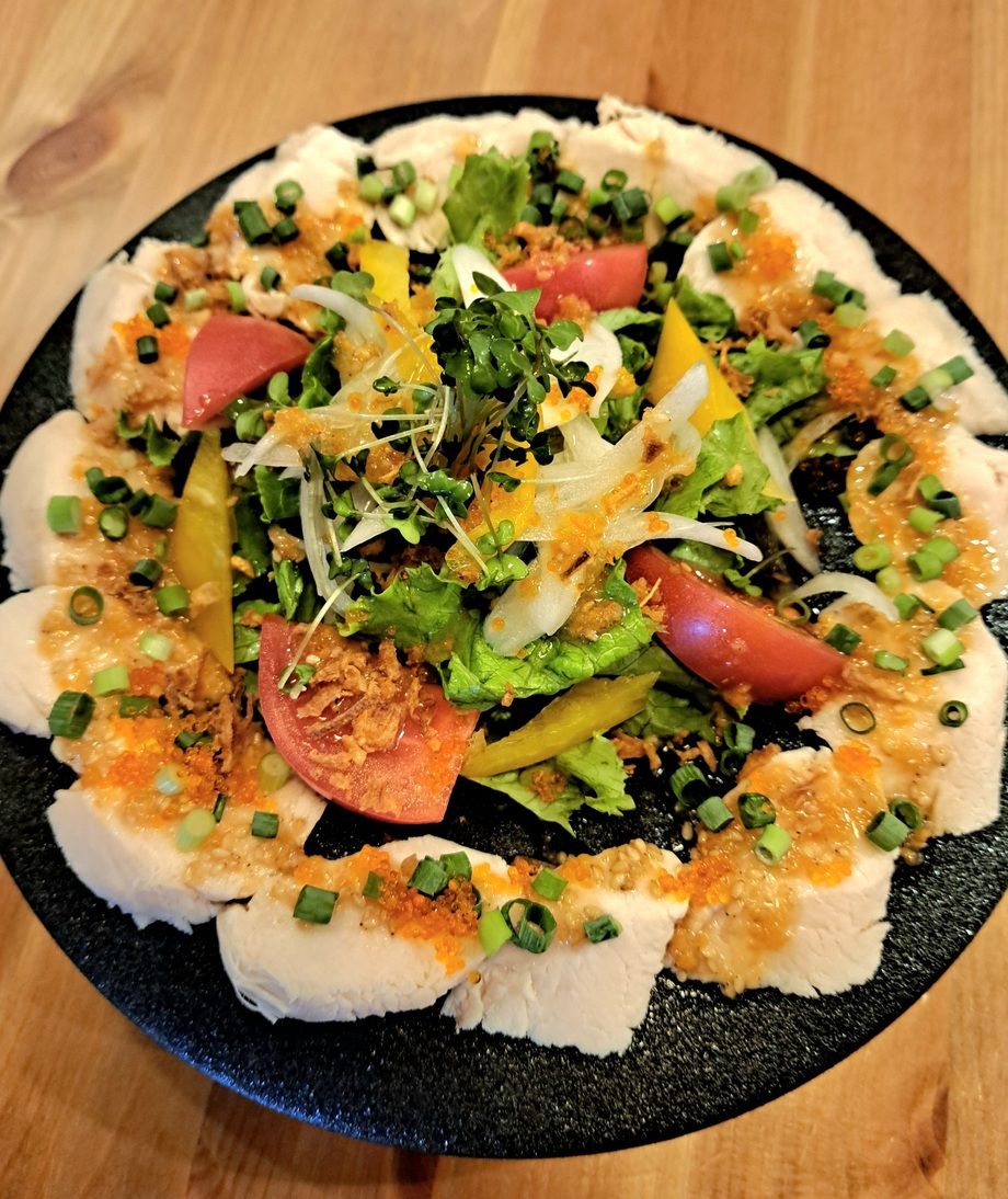 彩り野菜としっとりササミのサラダ