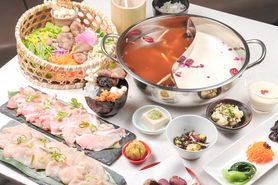 【2時間前までの要予約】火鍋コース【美桜鶏しゃぶ】出汁で食する健康火鍋　５種類の【巡り】【エナジー】【美肌】【Detox】【アンチエイジング】薬膳火鍋　※要予約