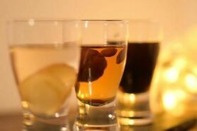 薬膳酒飲み比べ