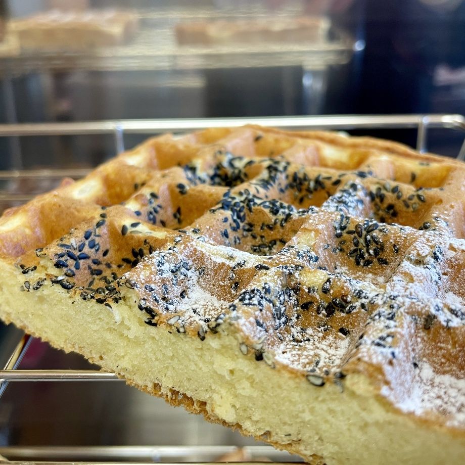 ◯ワッフルセット◯プレーンと黒ごま☆ドリンク付き