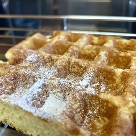 ◯ワッフルセット◯プレーンとアーモンド☆ドリンク付き