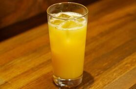 １００％オレンジジュース