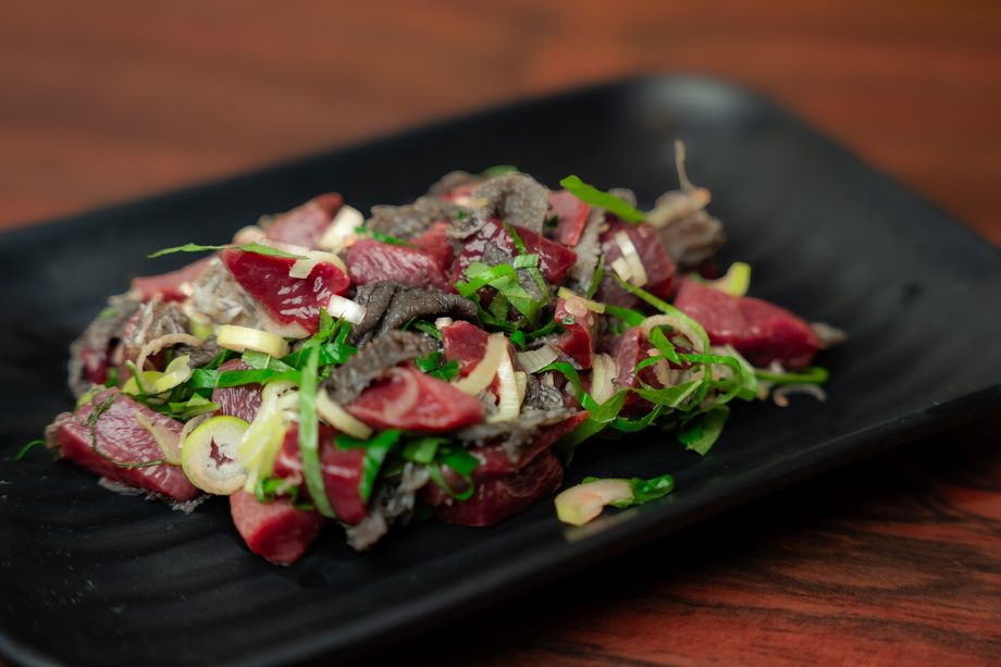 牛チレ刺し Raw Beef Spleen 