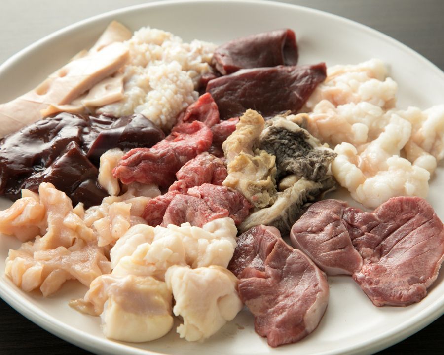 名物マゼ肉盛り合わせ Hormone Mix