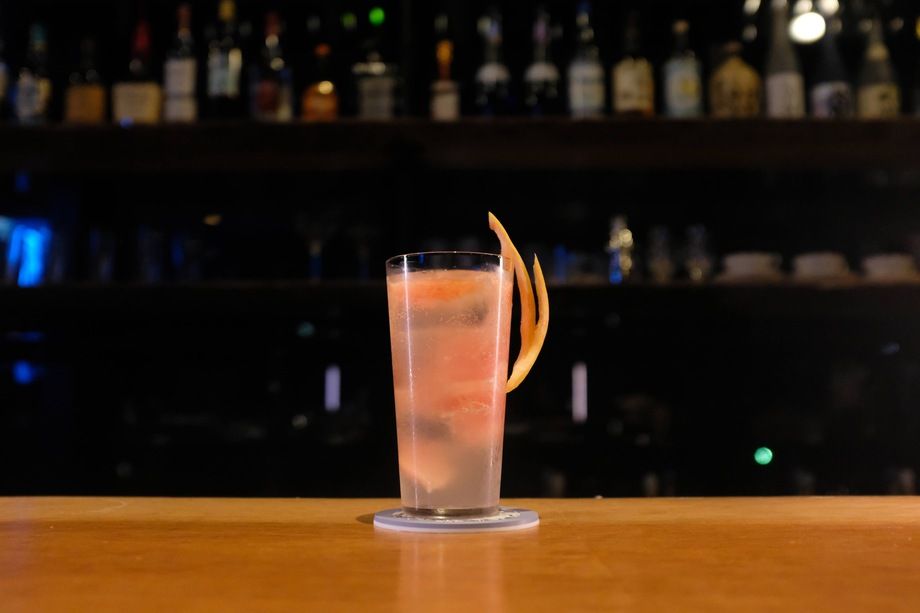 フレッシュフルーツのジントニック