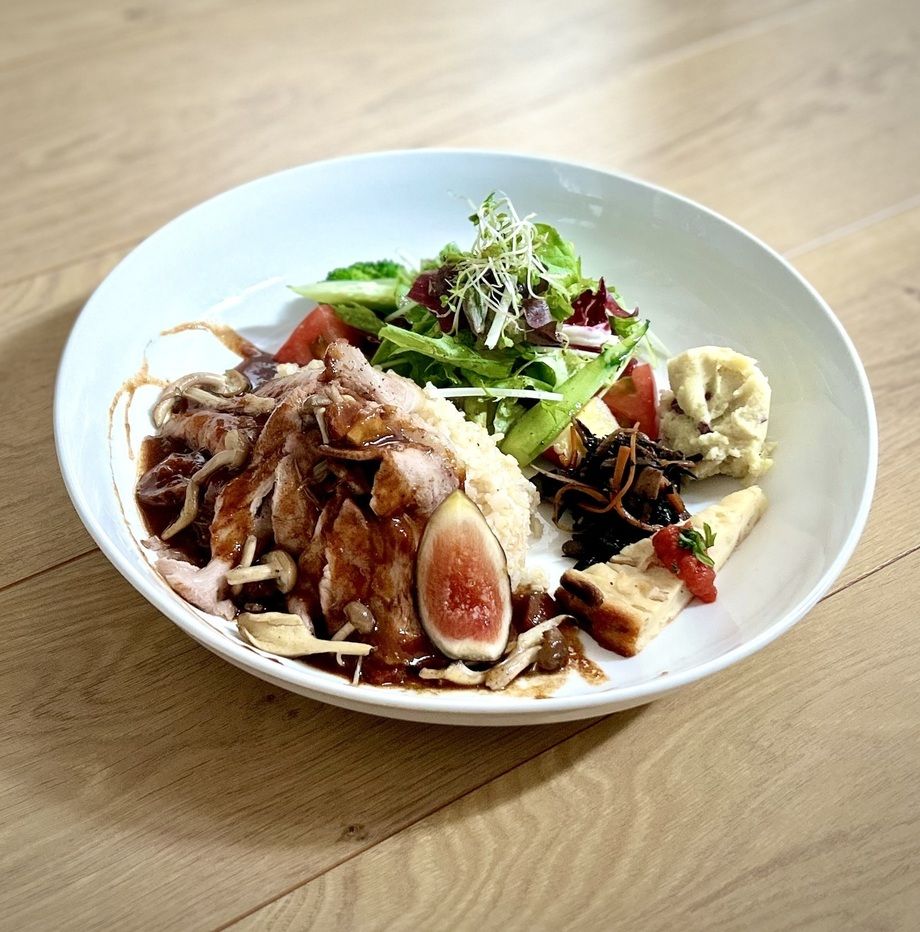 プレートランチ（¥1230）