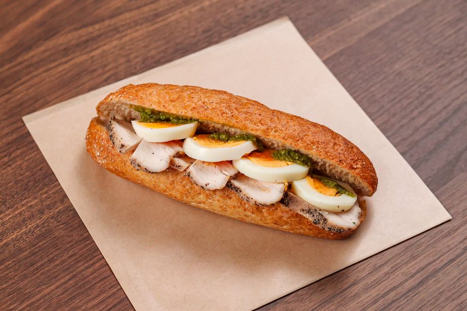 タンパク質が取れるチキン＆エッグサンド