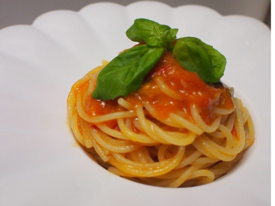 フレッシュトマトソースのスパゲッティ