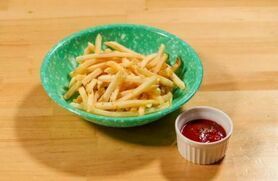 ・ポテトフライ（カムジャティギム）